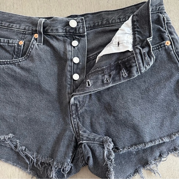 LEVI’S 501 Black Cutoff Jean Shorts Distressed Button Fly Size 30 - Picture 2 of 12